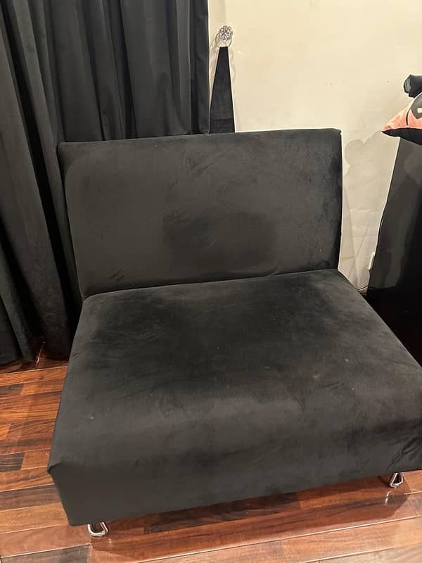 Black Velvet Single Sofa 0