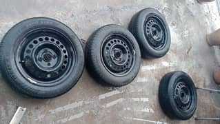 Honda city 19 model original tyre with rims