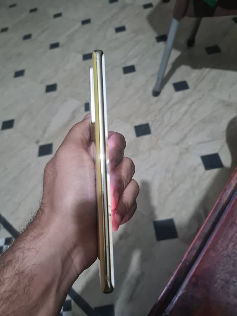 Infinix Note 40 Pro 12+12/256GB 3