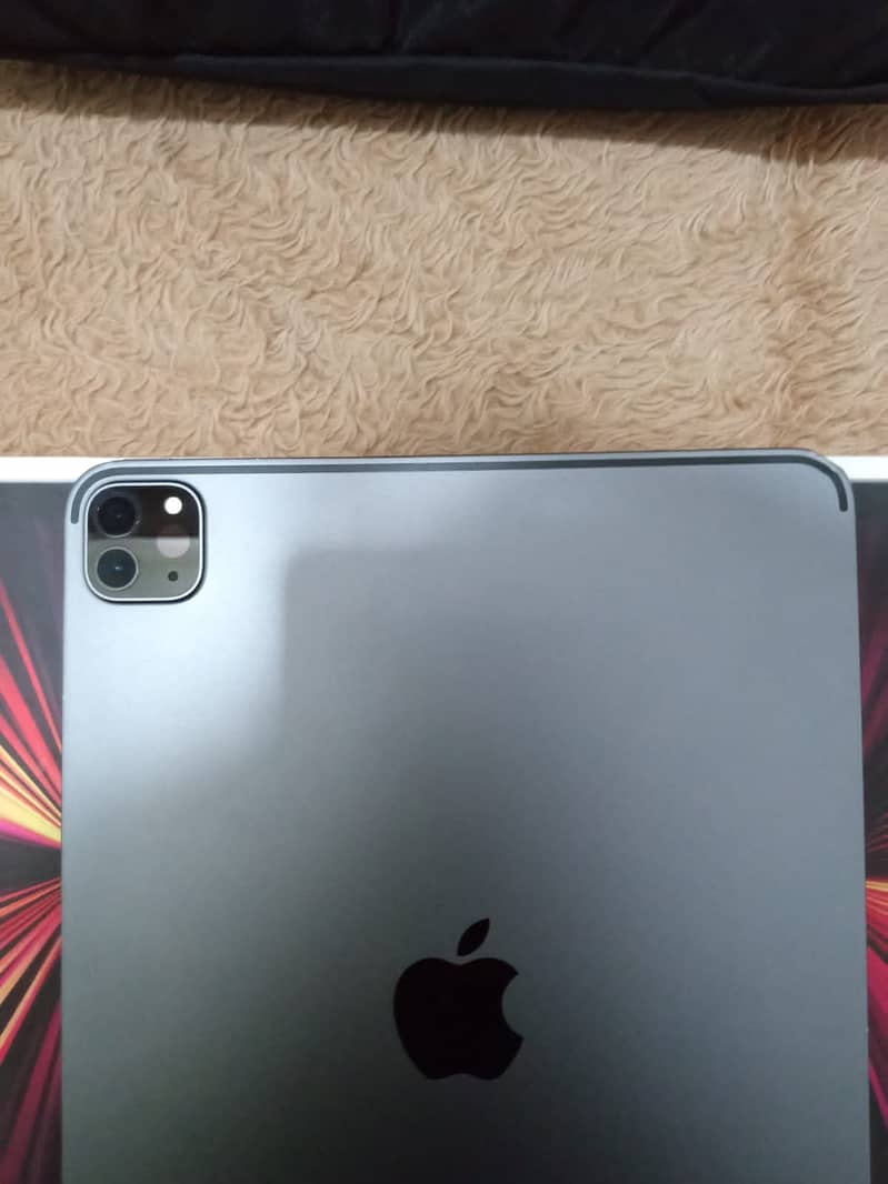 Ipad pro M1 chip Tablet New condition good working for sale 0