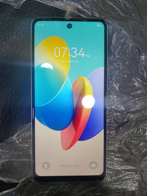 Tecno spark go 2024 4 ram 128 Gb 3