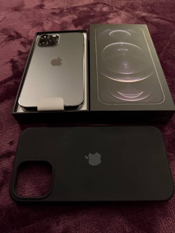 iPhone 12 Pro Max A2410 – 128GB Graphite, nano & eSIM Box + Free Case 0