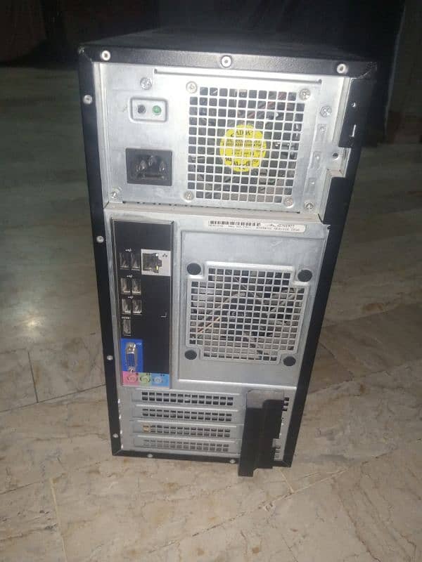 Dell PC 10 by 10 condition 3