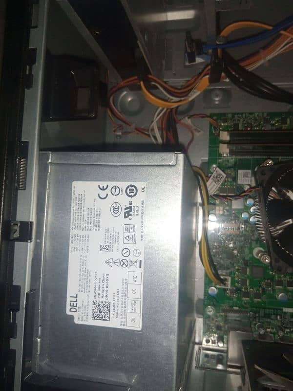 Dell PC 10 by 10 condition 7