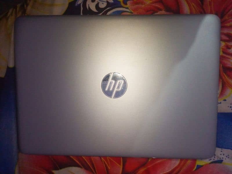 HP laptop Elite book i5 6th generation with charger 0