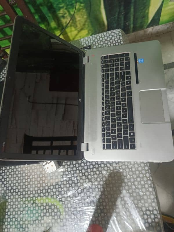 Hp envy Elite Book 17 inch 0