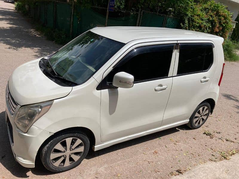 Suzuki Wagon R 2014 1