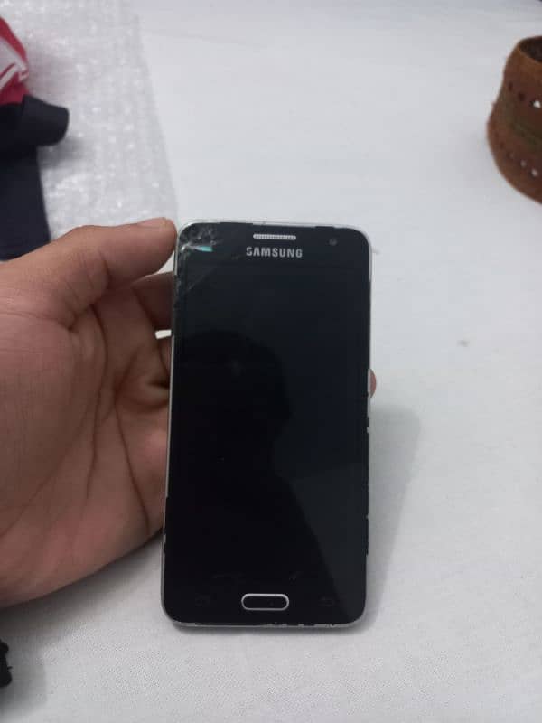 Samsung galaxy A3 1