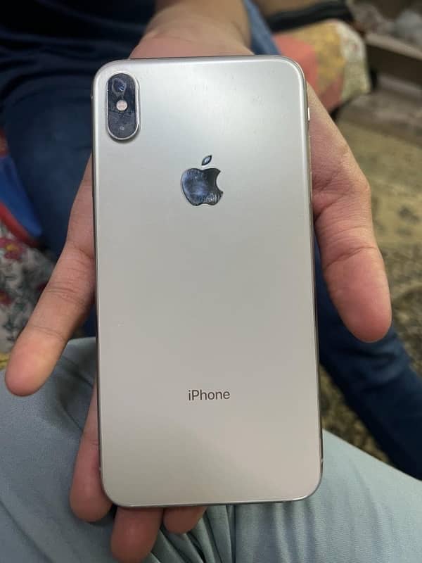 iphone xs max 1