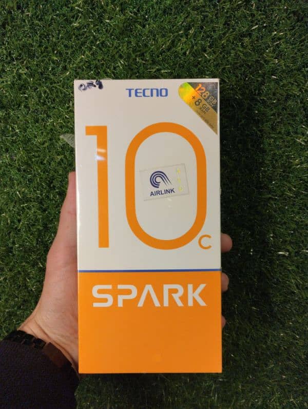 Tecno spark 10c 8/128gb 0