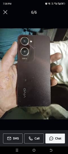 VIVO Y18 ( 4 + 4 gb ram and 128gb memory)