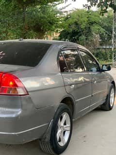 Honda Civic EXi 2004