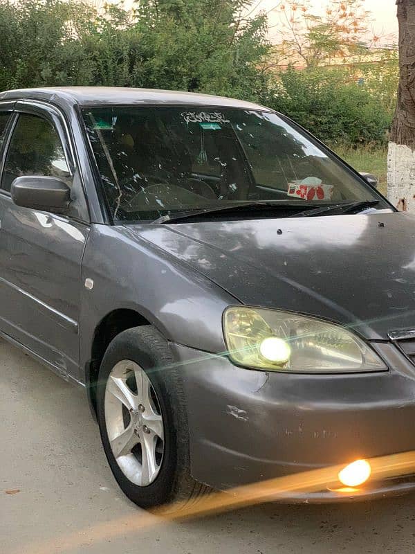 Honda Civic EXi 2004 3