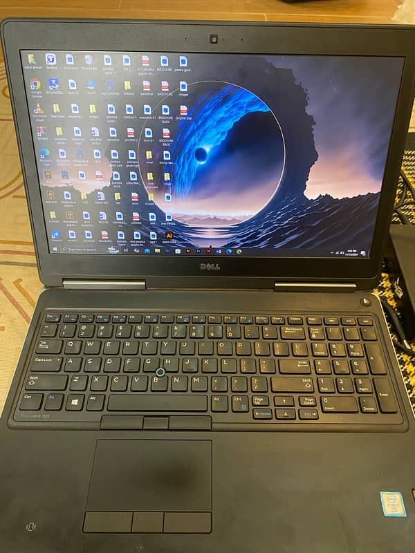 Dell Precision 7520 4