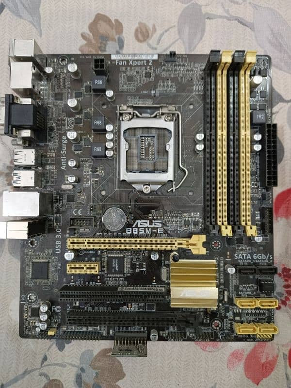 Asus B85M - E 4 ram slot Motherboard (faulty) 0