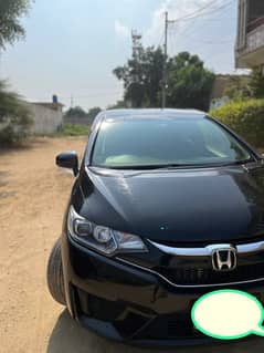 Honda Fit 2016/2018 very well maintained