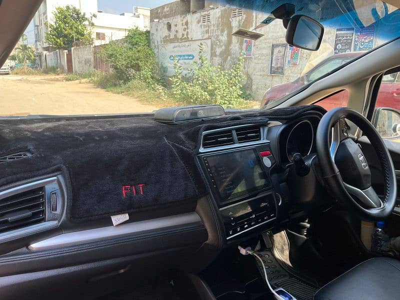 Honda Fit 2016/2018 very well maintained 5