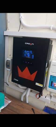 crown micro Xavier 3.6 hybrid inverter genuine condition