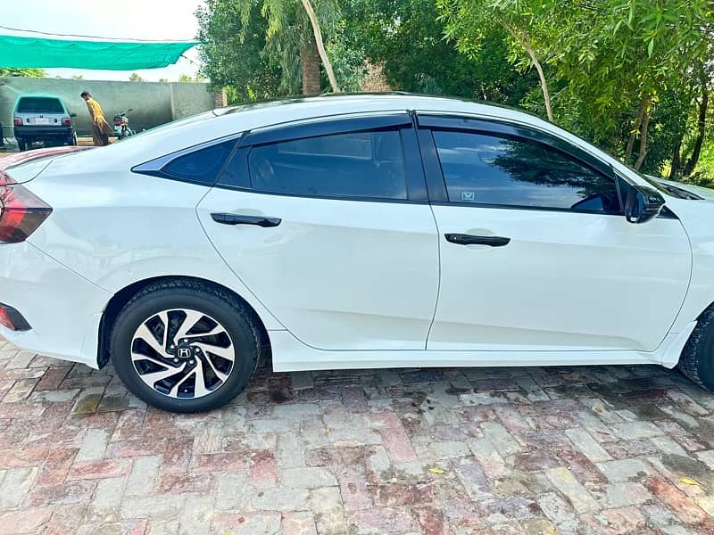 Honda Civic Prosmetic 2016 1