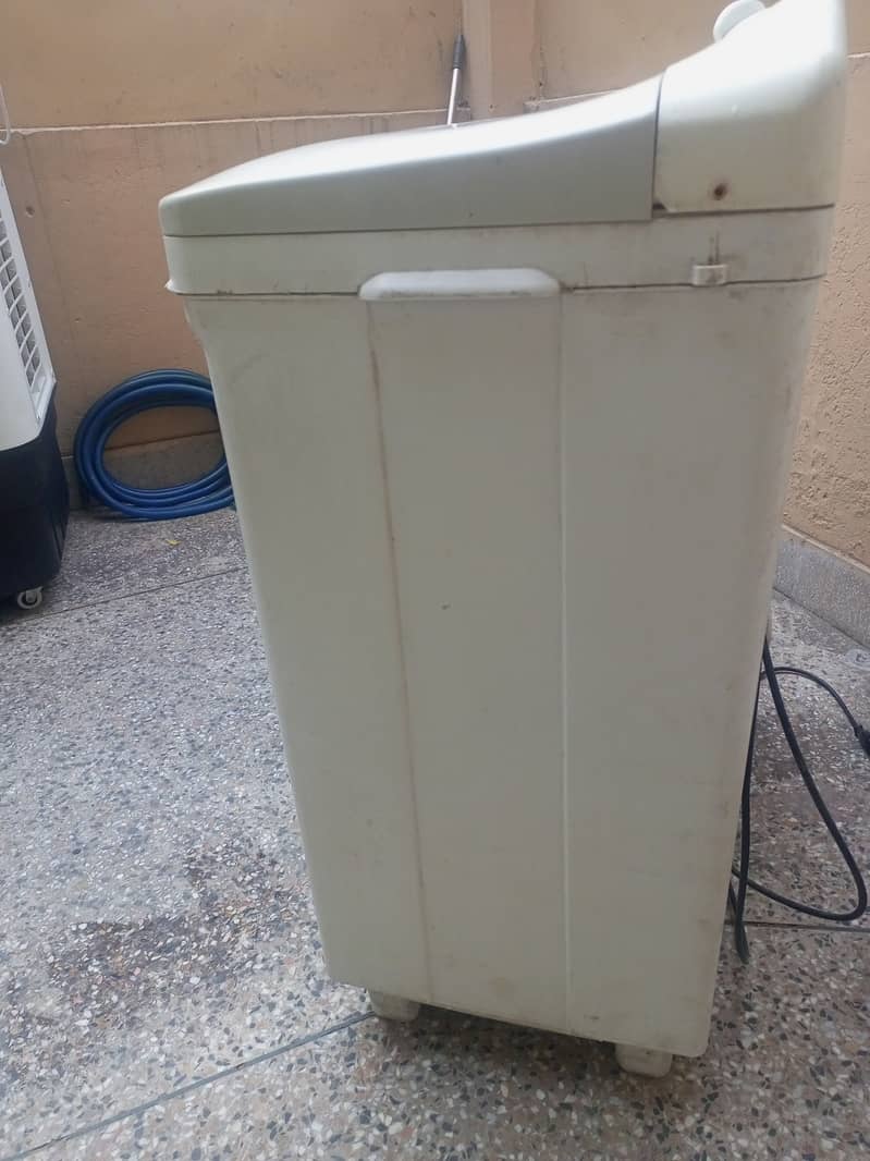 Washing machine plus dryer 2