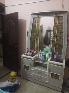 beautiful white color design dressing Table with  2 side tables