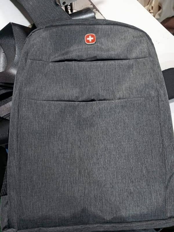 pluss lap top bag pak bag 1