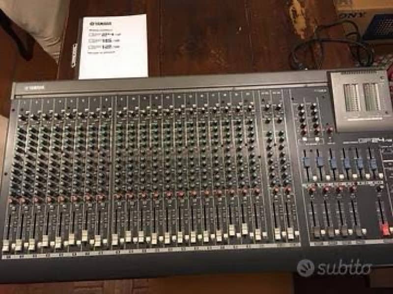 Mixer Cansole Yamaha GF 24 1