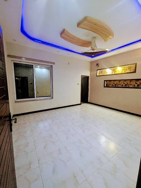 10 Marla House For Sale In Sufyan Garden 6