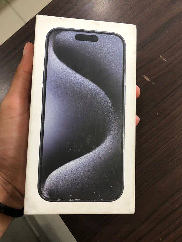 iPhone 15 pro max 256Gb Factory Unlocked 3