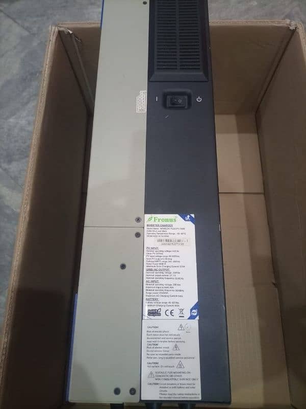 Fronus PV 7000 solar inverter 6