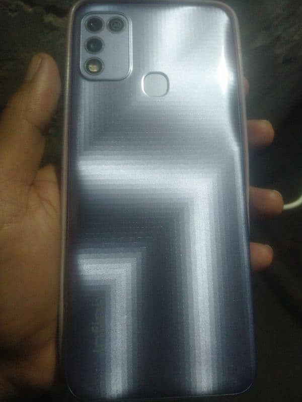 infinix hot 10play 4/64 1