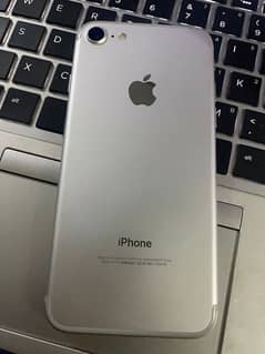 iPhone 7 32GB factory unlock