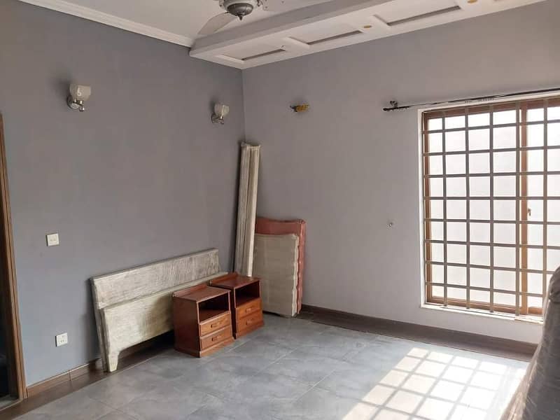 10 marla house for sale in wapda town 1