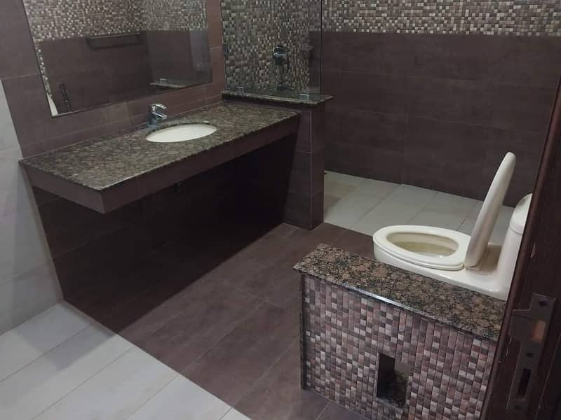 10 marla house for sale in wapda town 5