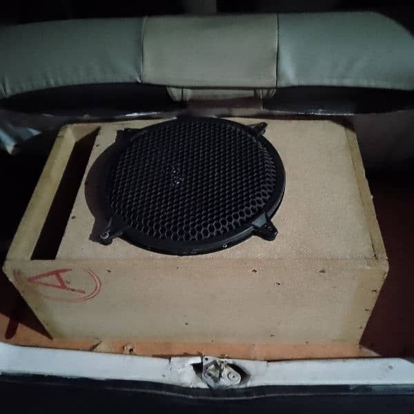 subwoofer 1200 wat 12 inch aump sported 1