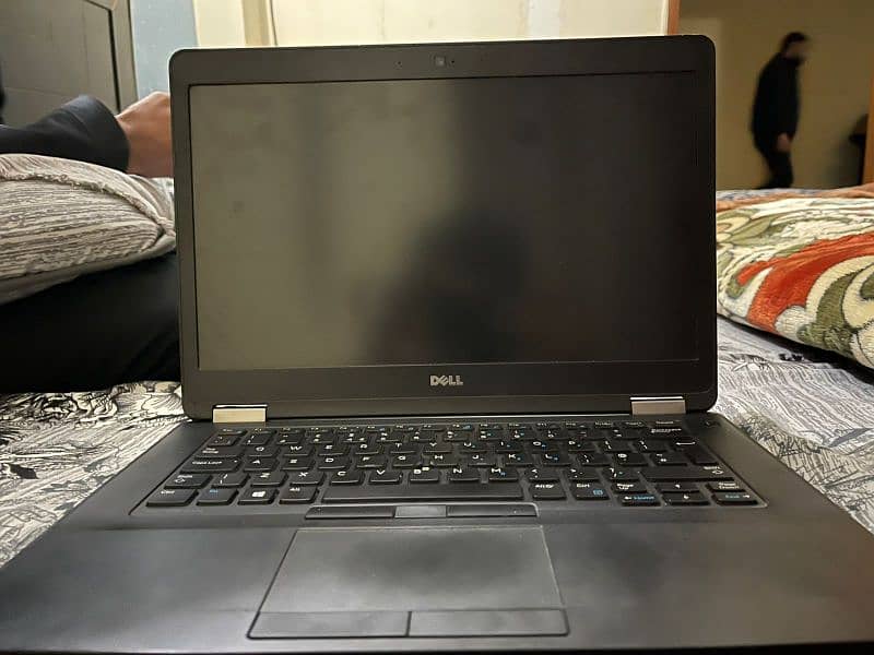 Dell laptop with 8gb ram core i7 2.80 ghz 0