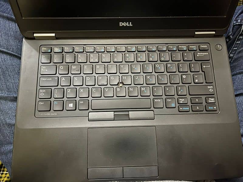 Dell laptop with 8gb ram core i7 2.80 ghz 1