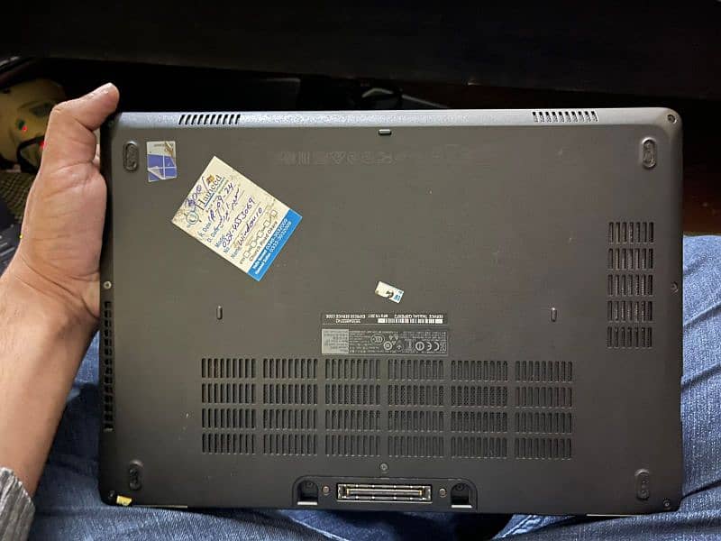 Dell laptop with 8gb ram core i7 2.80 ghz 4