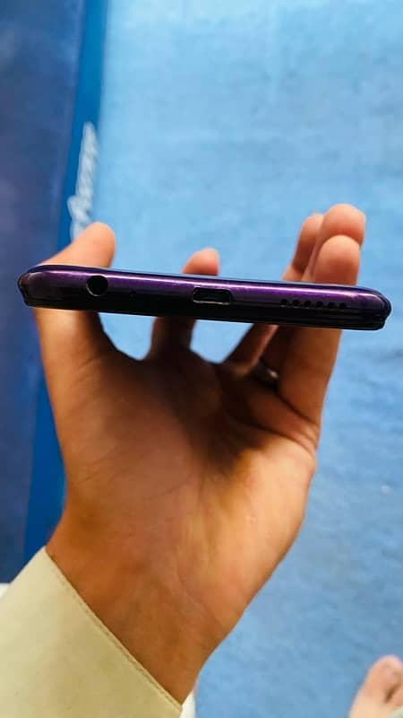 Infinix Hot 8lite 3