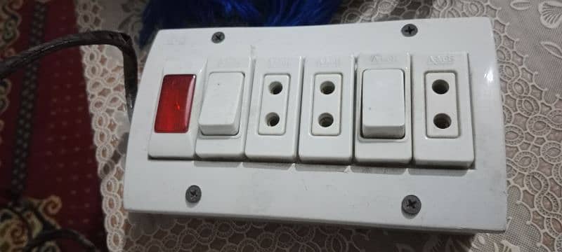 Three Pin Plug Extension Socket 0