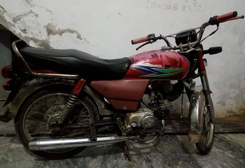 Urgent Crown 70 cc bike for sale 1