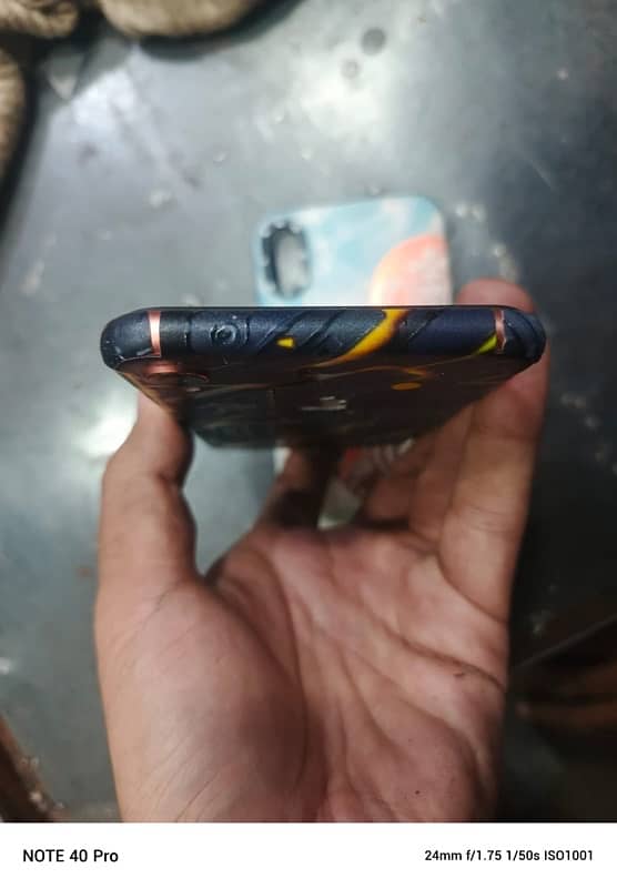 iphone xr 128 GB factory unlock non pta 2