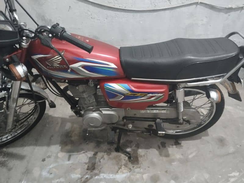 Honda 125 2022 03219599697 10