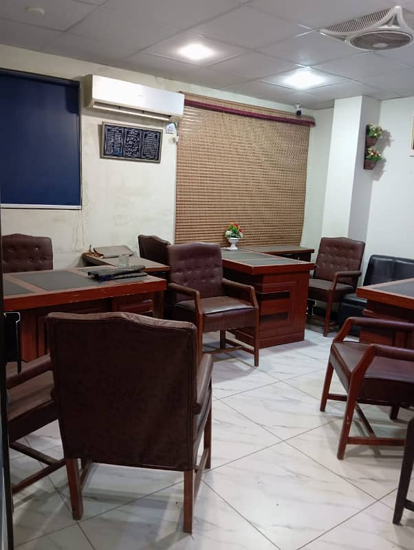 WELL MAINTAINED OFFICE FOR RENT IN BLOCK 13-C, GULSHAN 8