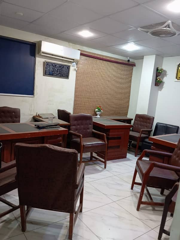 WELL MAINTAINED OFFICE FOR RENT IN BLOCK 13-C, GULSHAN 11