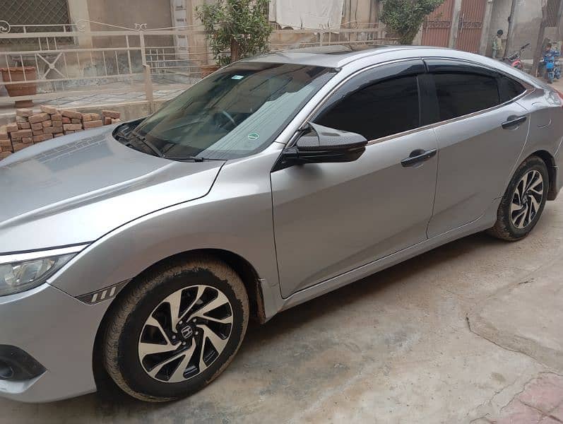 Honda Civic Oriel 2017 3