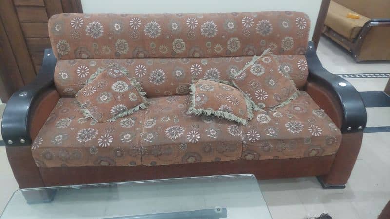 sofa for sale. 1