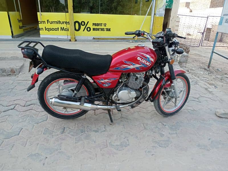 SUZUKI GS 150 SE 0