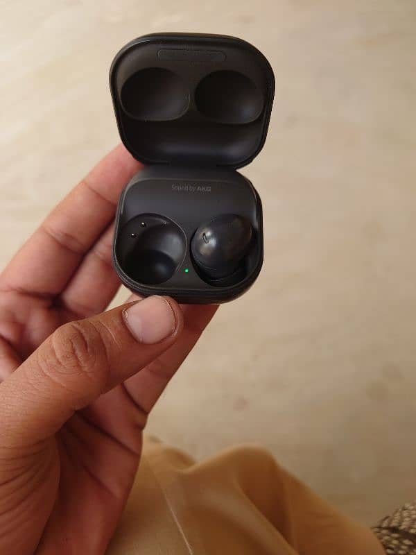 orignal samsung airbuds pro 2 3