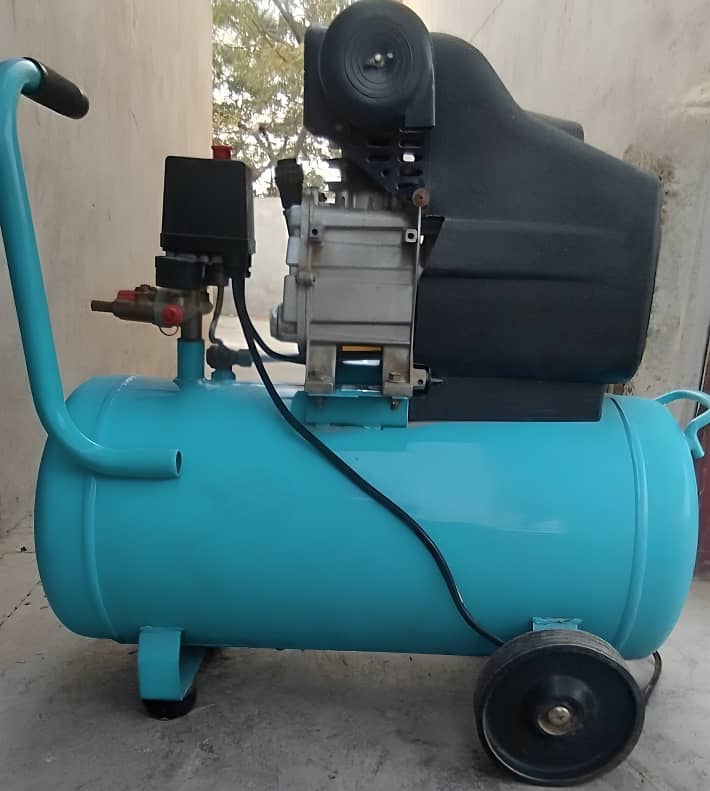 RMCO AIR COMPRESSOR (For more informationCall or WhatsApp 03241262259) 1